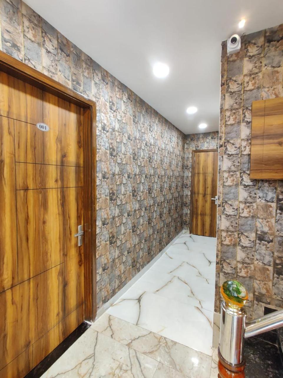 Hotel Gs Amritsar 200 Mtr From Golden Temple Buitenkant foto
